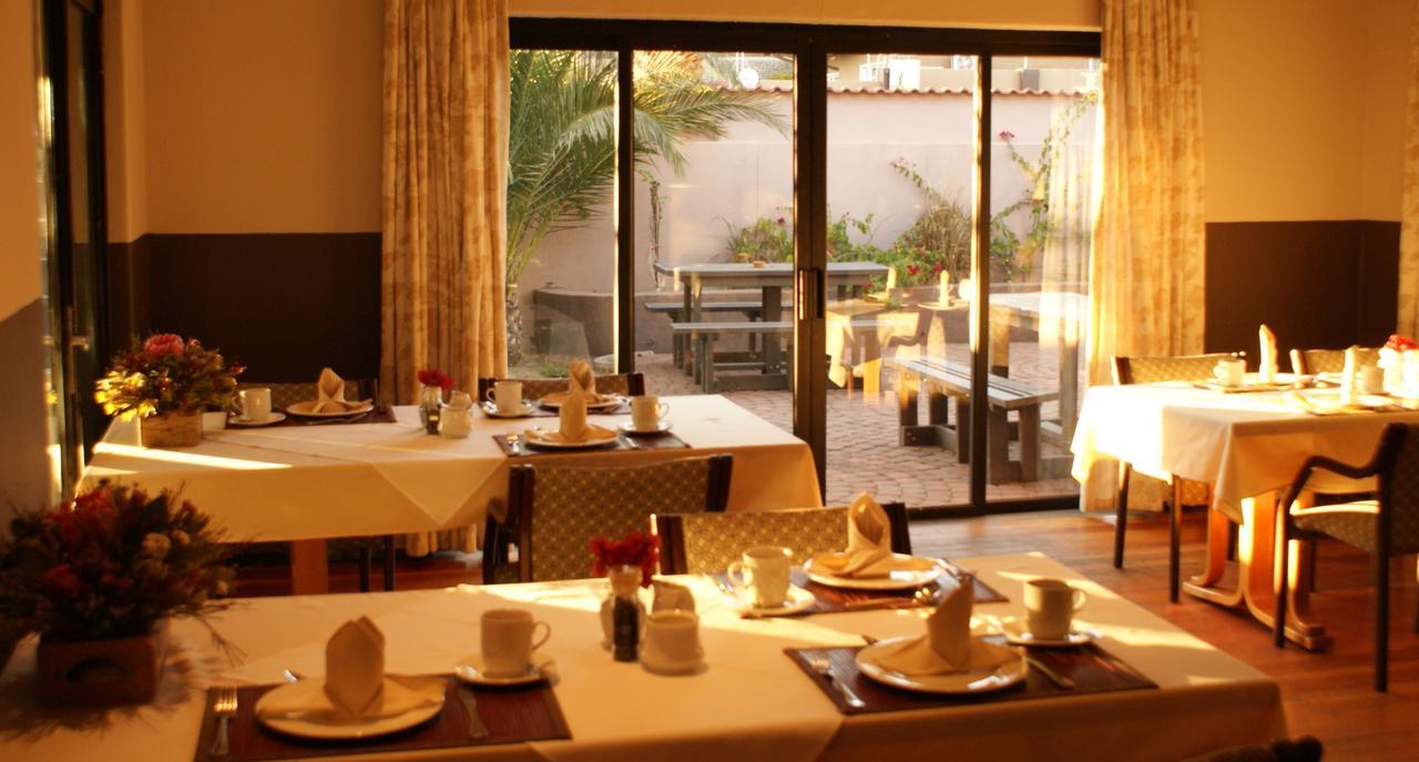 De Vagebond Hotel-Pension Windhoek Kültér fotó